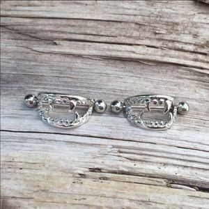 Vampire nipple rings